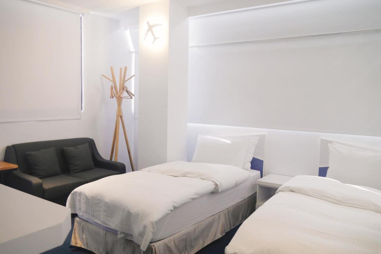 Time Flyer Hotel Taichung Luaran gambar