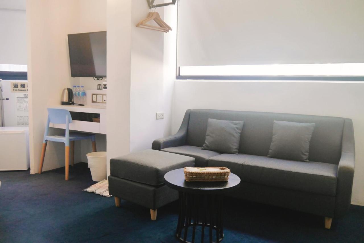 Time Flyer Hotel Taichung Luaran gambar