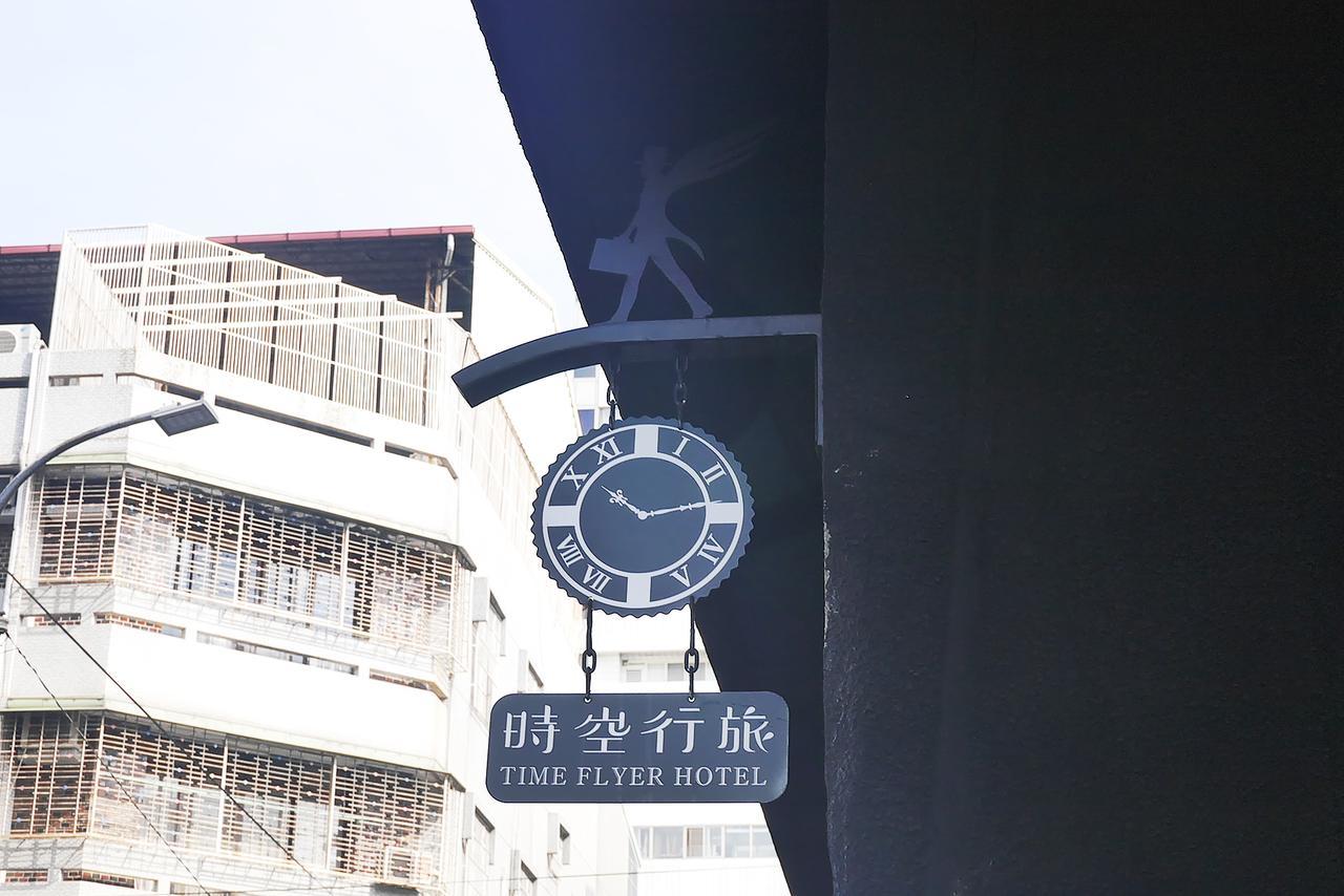 Time Flyer Hotel Taichung Luaran gambar