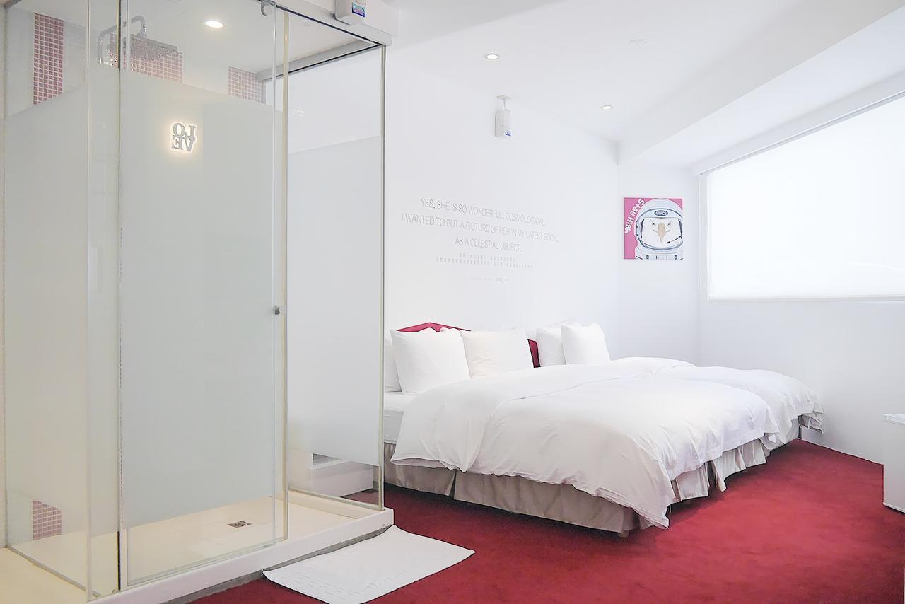 Time Flyer Hotel Taichung Luaran gambar