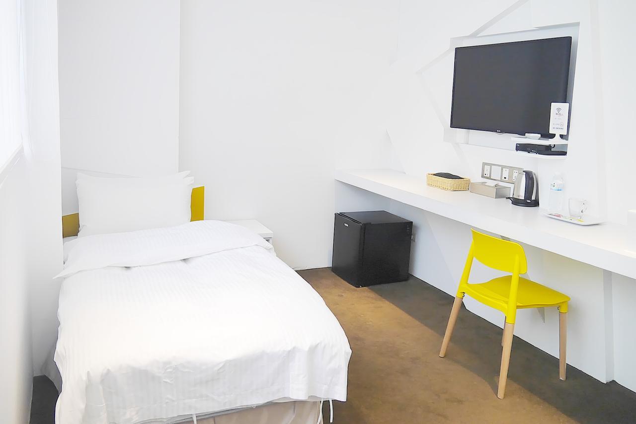 Time Flyer Hotel Taichung Luaran gambar