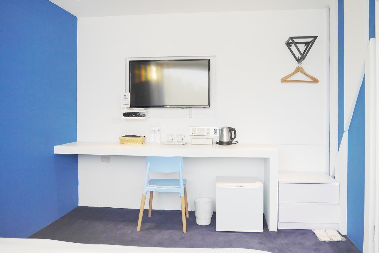 Time Flyer Hotel Taichung Luaran gambar