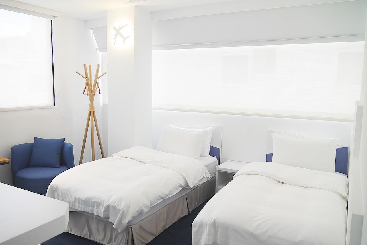 Time Flyer Hotel Taichung Luaran gambar