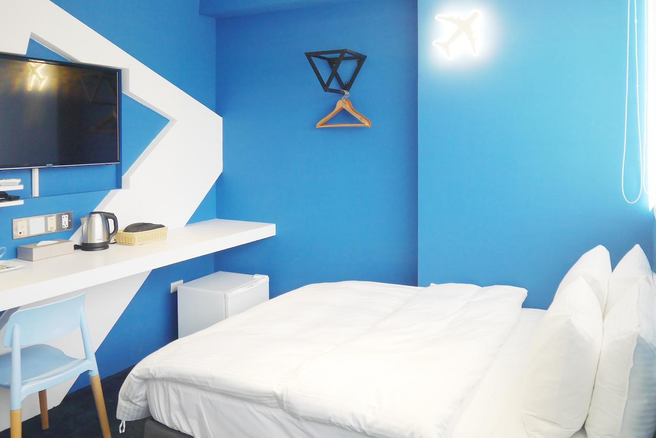 Time Flyer Hotel Taichung Luaran gambar