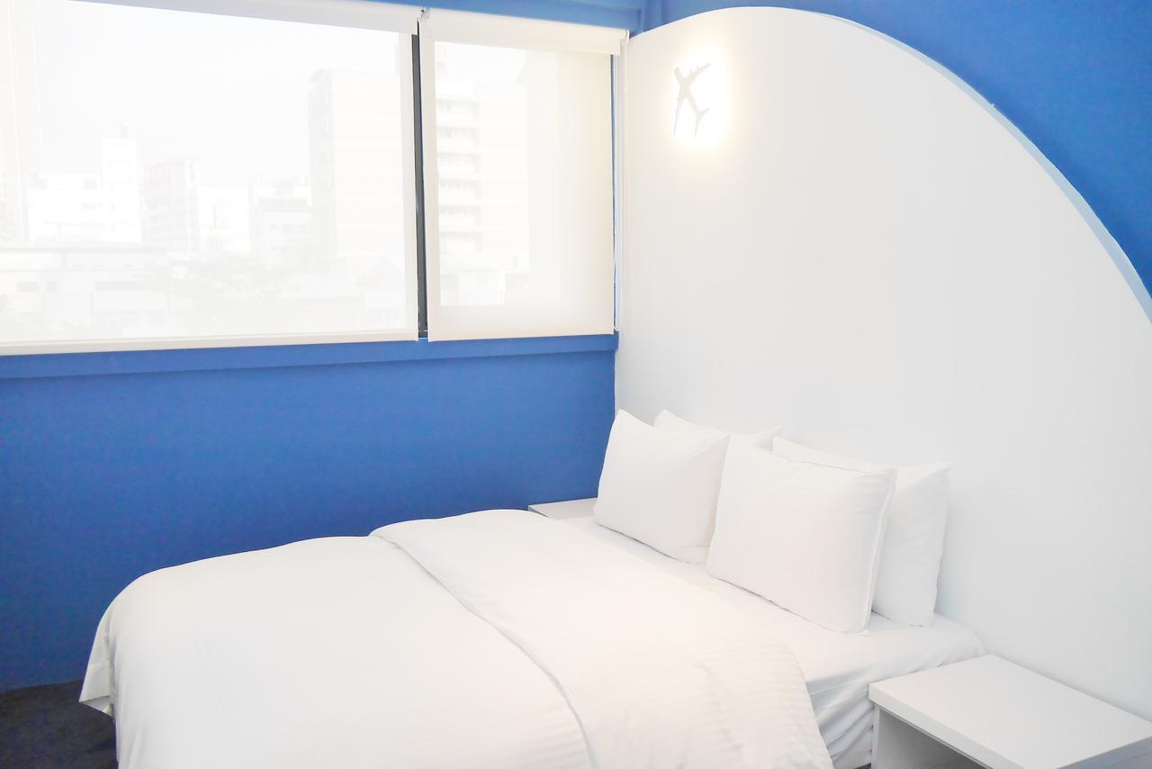 Time Flyer Hotel Taichung Luaran gambar
